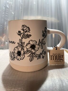 Global Design-Floral Name Mug "Nana"   17.6 oz Ceramic Mug Interior Glaze NWT